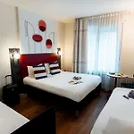Ibis Styles Centre Cathedrale Готель 3*