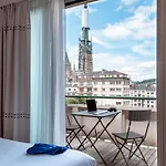 Готель Ibis Styles Centre Cathedrale 3*