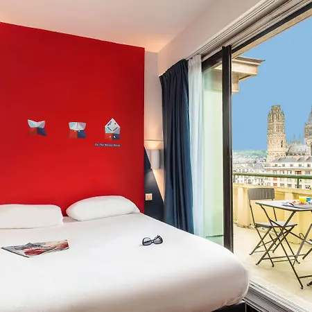 Отель Ibis Styles Centre Cathedrale