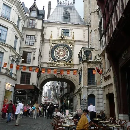 Hotel Ibis Styles Centre Cathedrale 3*