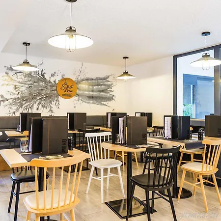 Ibis Styles Centre Cathedrale Готель